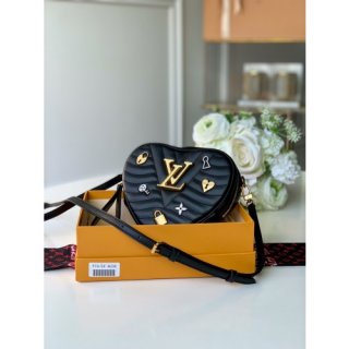 Louis Vuitton DIGITAL EXCLUSIVE HEART BAG