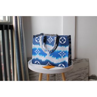 LOUIS VUITTON ESCAPE ONTHEGO GM