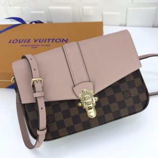 Louis Vuitton CLAPTON PM