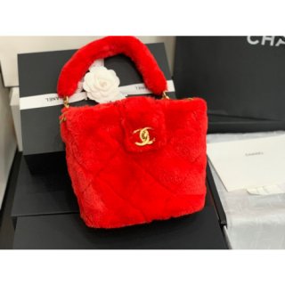 CHANEL BUCKET BAG