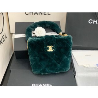 CHANEL BUCKET BAG