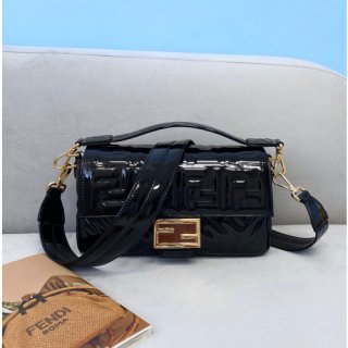 FENDI BAGUETTE