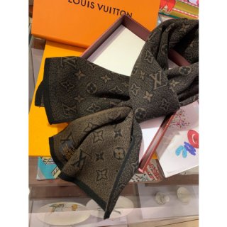 LOUIS VUITTON SCARF