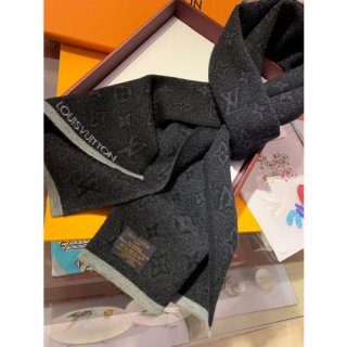 LOUIS VUITTON SCARF