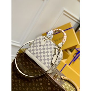 Louis Vuitton Alma BB