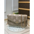 Louis Vuitton Pochette F