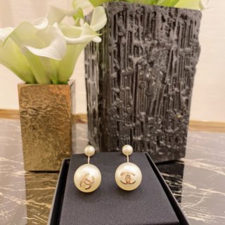 CHANEL Earring